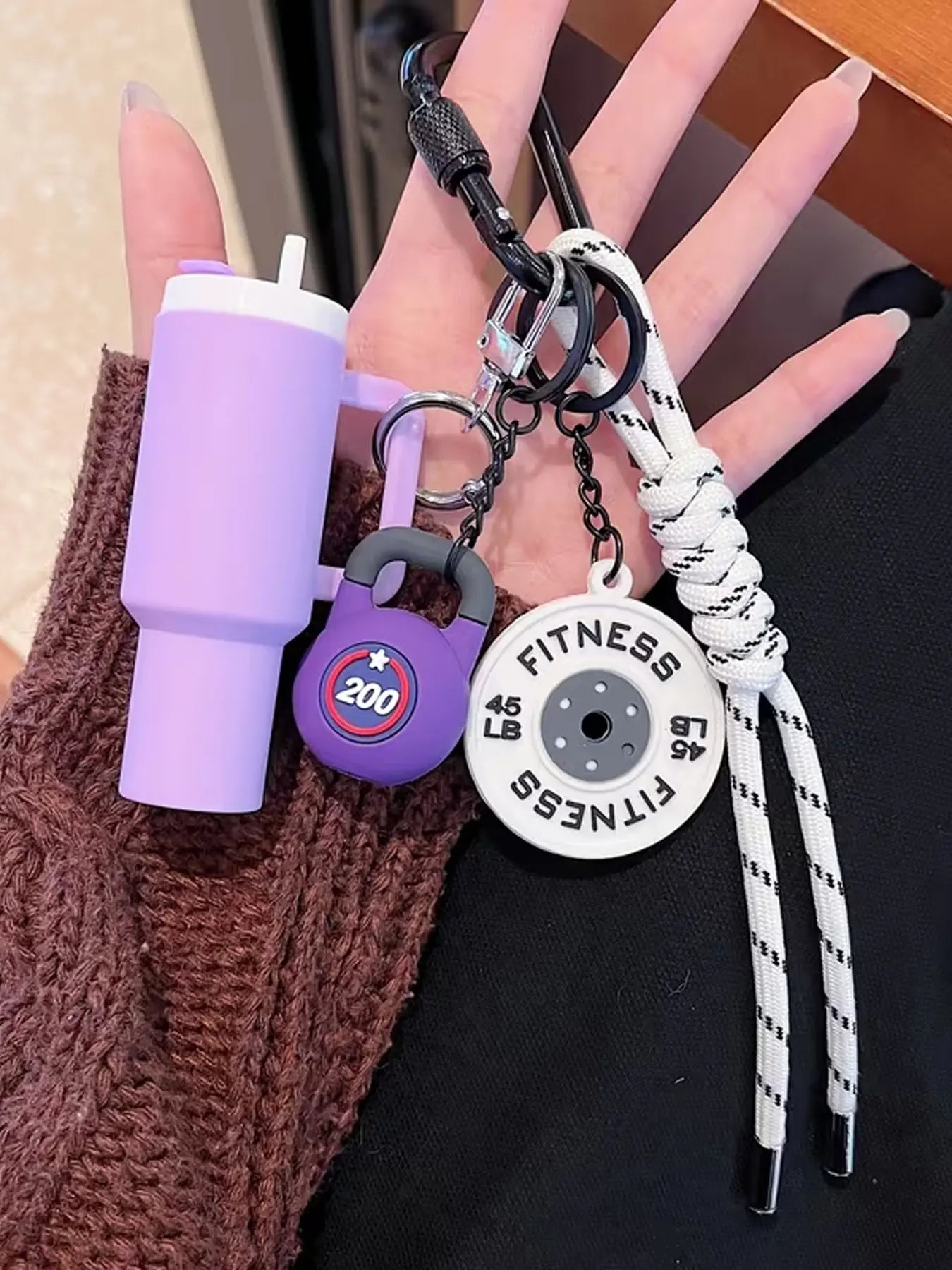 Personalized Fitness-Themed Pendant with Mini Cup Barbell Plate and Woven Lanyard, Stylish Keychain for Couples and Sports Enthusiasts, Ideal Accessory for Travel and Daily Wear